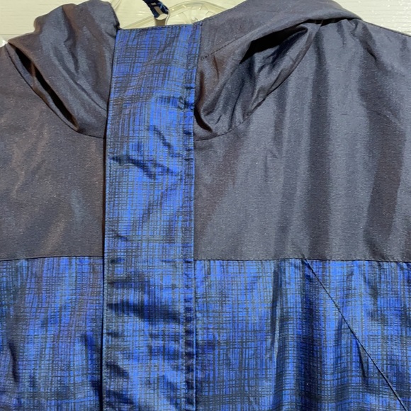 NWT Champion boys jacket - Picture 6 of 11